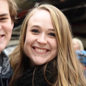 Meet your Posher, Elizabeth